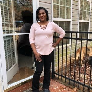 Meet your Posher, Sharon